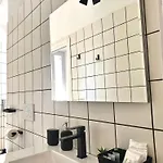 Casa Adorna 아파트