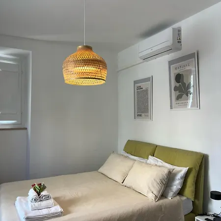 Casa Adorna 아파트